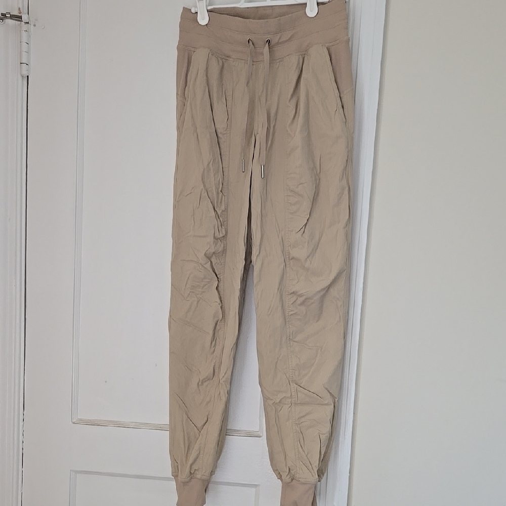 Studio Lined Beige Joggers